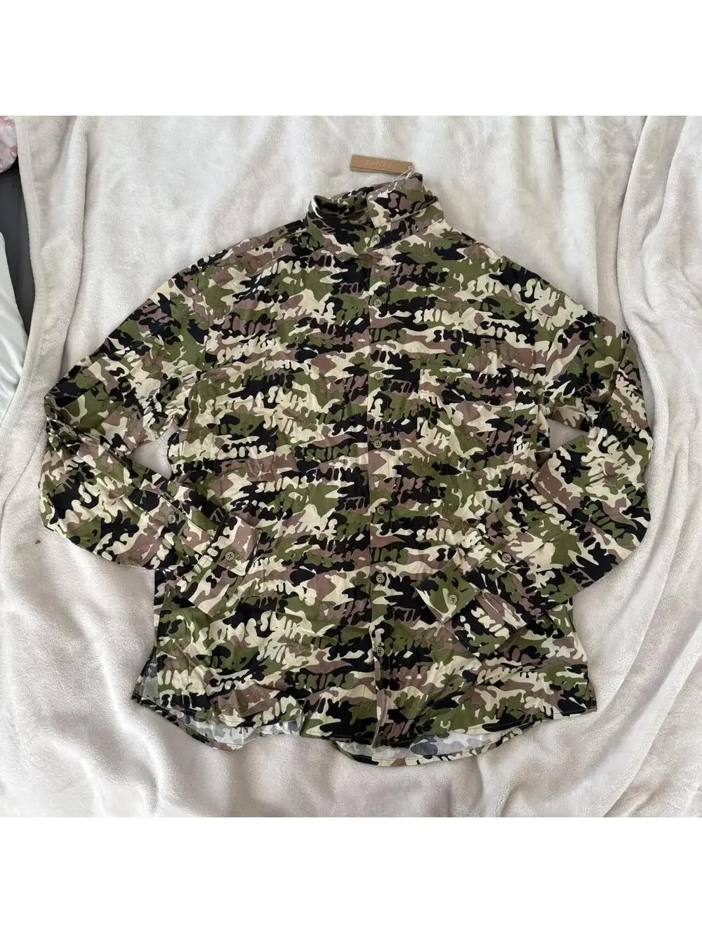 Skims camo long sleeve button down swim cover up shirt NWT size XS